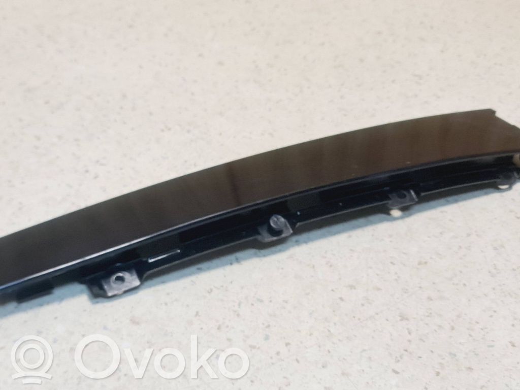 Ford S-MAX Облицовка стекла задней двери 