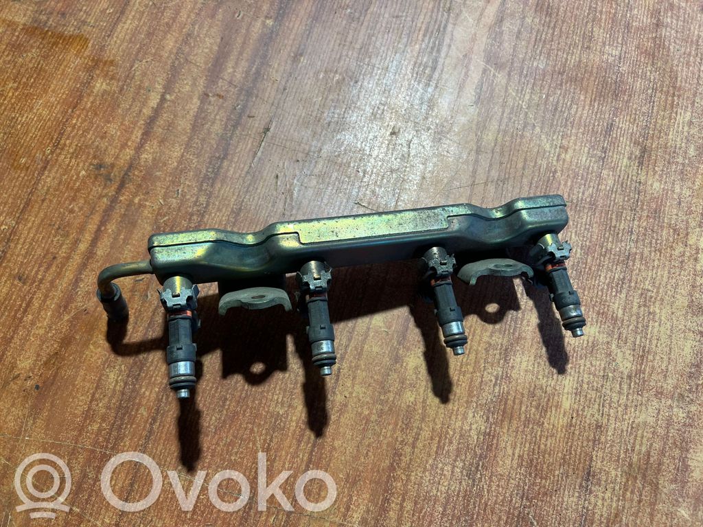 Nissan Micra Fuel injectors set 