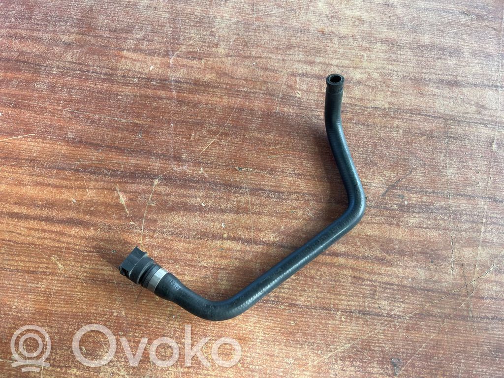 BMW 3 E90 E91 Engine coolant pipe/hose 
