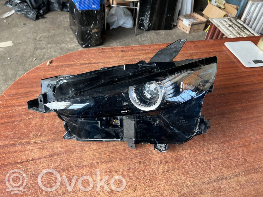 Mazda CX-30 Передняя фара 