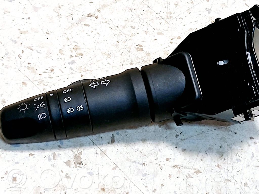 Nissan Primera Indicator stalk 