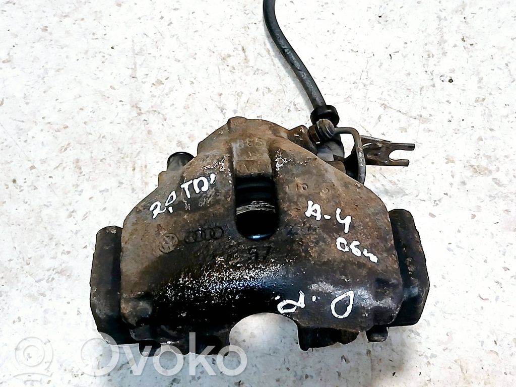 Audi A4 S4 B7 8E 8H Etujarrusatula 