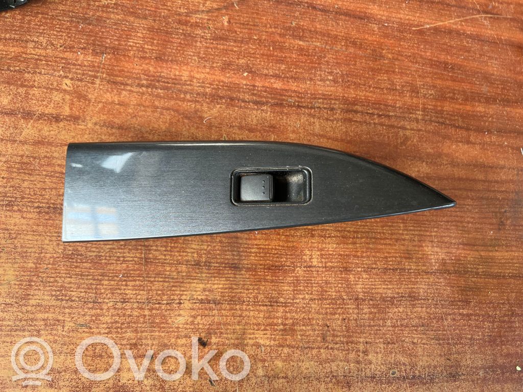 Mazda 6 Electric window control switch 
