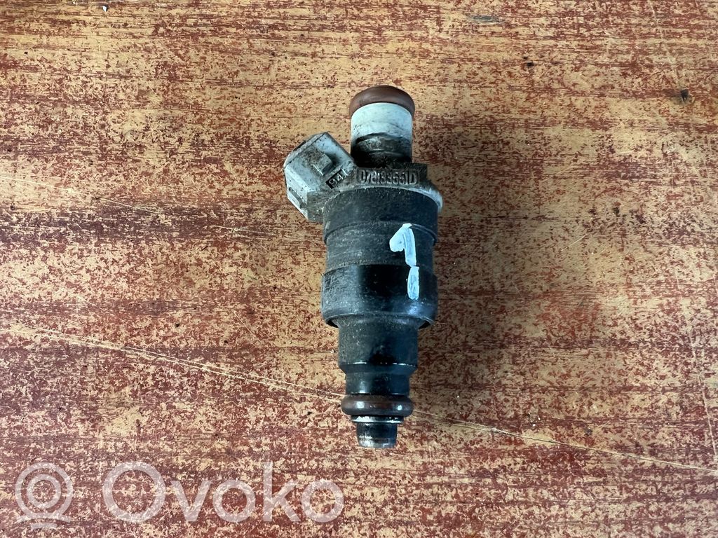 Audi A4 S4 B5 8D Inyector de combustible 
