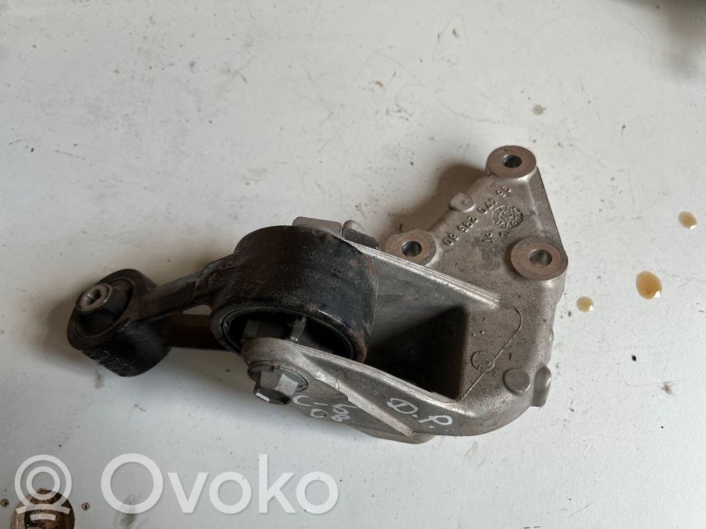 Citroen C5 Engine mounting bracket 