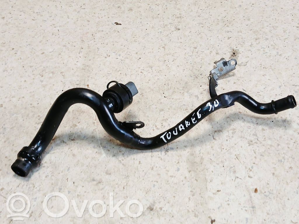 Volkswagen Touareg I Engine coolant pipe/hose 