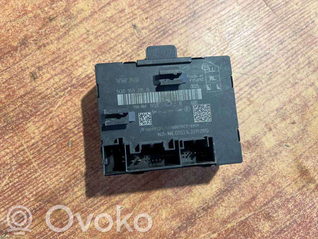 Audi A3 S3 8V Door control unit/module 
