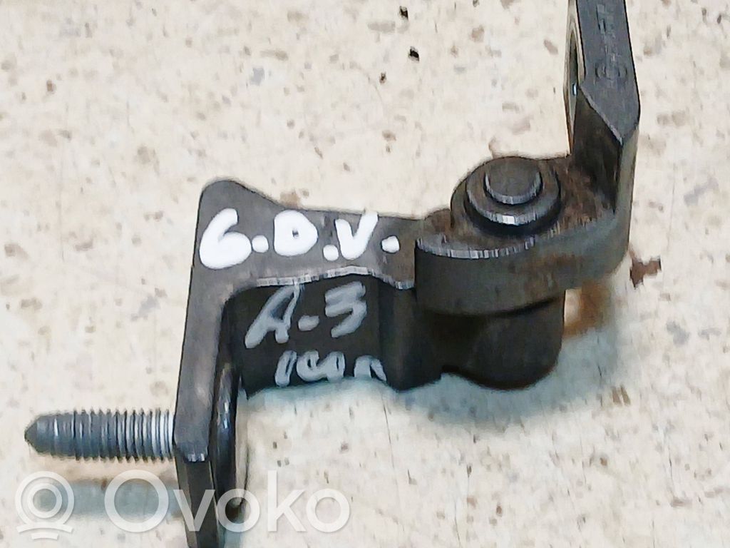 Audi A3 S3 8V Zawias górny drzwi tylnych 