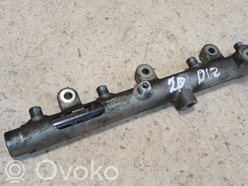 Peugeot 307 Degvielas maģistrālā caurule 