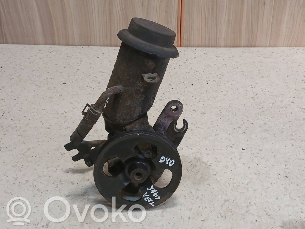 Toyota Yaris Verso Power steering pump 