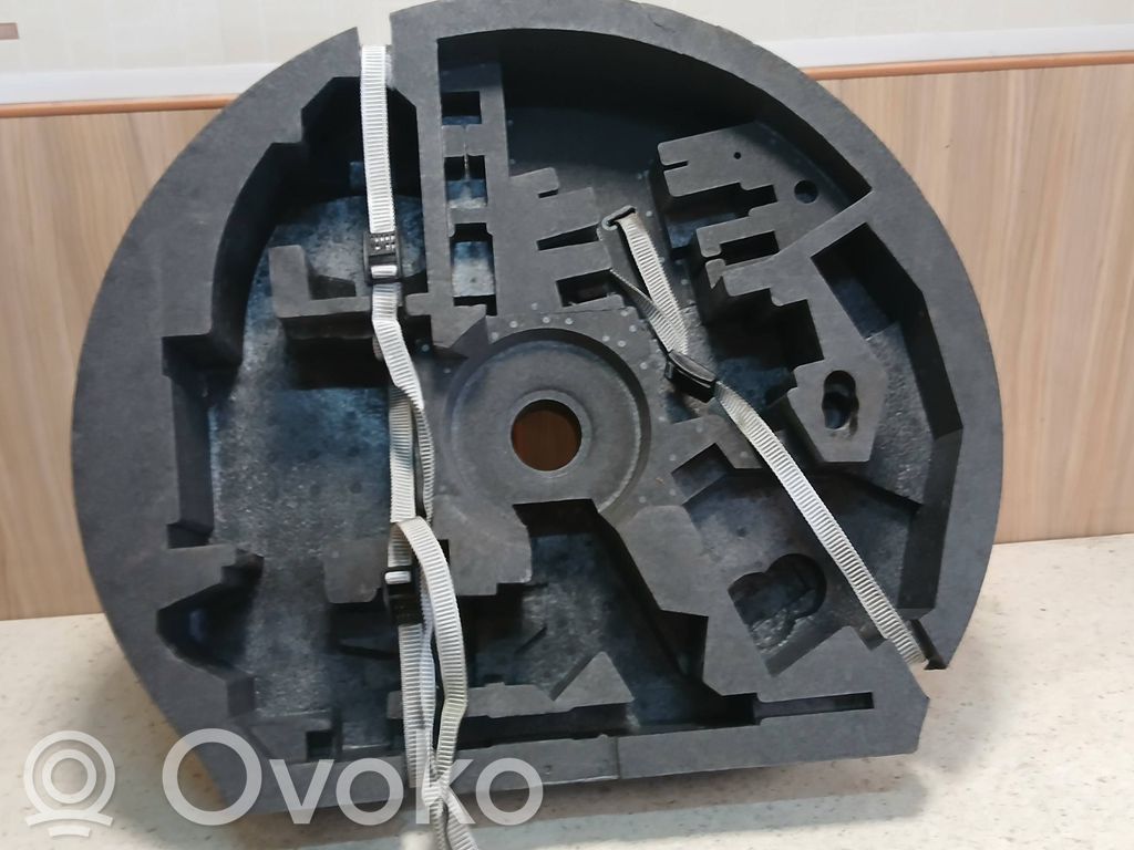 Seat Altea Skrzynka narzędziowa 