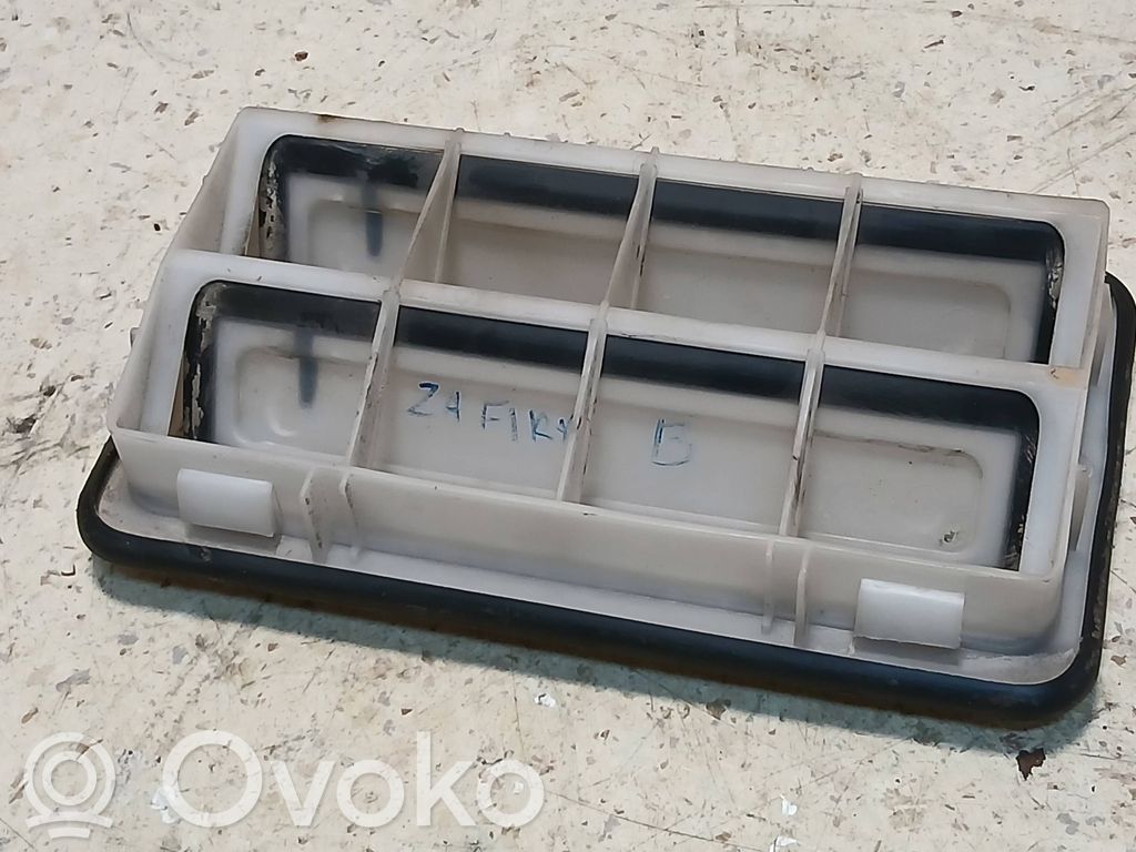 Opel Zafira B Ventiliacinės grotelės 