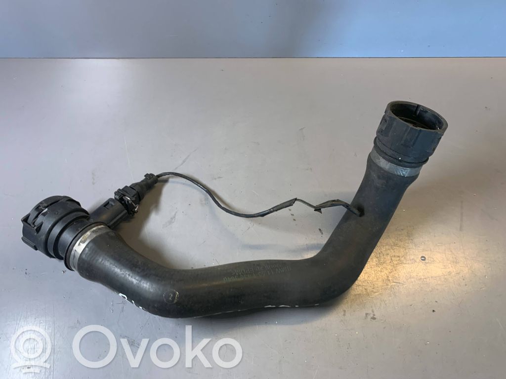 BMW 3 E46 Engine coolant pipe/hose 