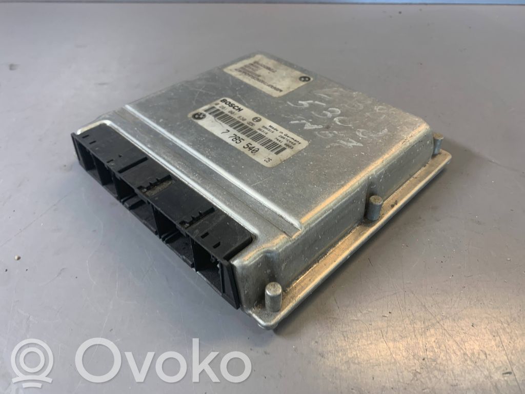 BMW 5 E39 Engine control unit/module 