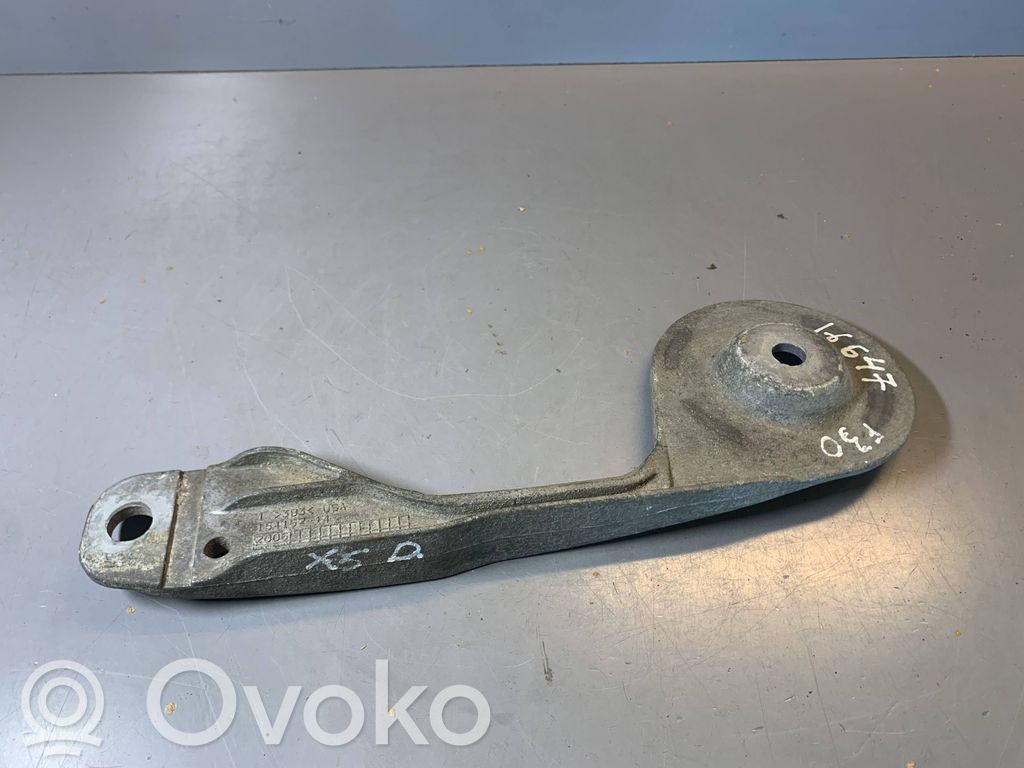 BMW X5 E70 Cits aizmugures šasijas elements 