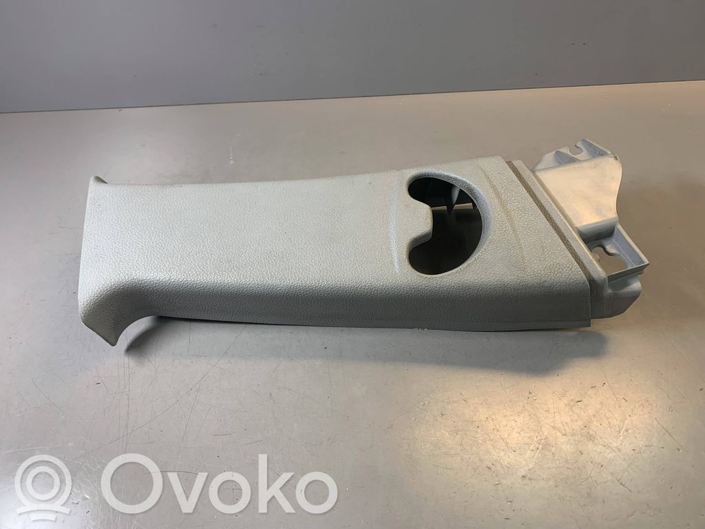BMW 1 E81 E87 (B) pillar trim (top) 