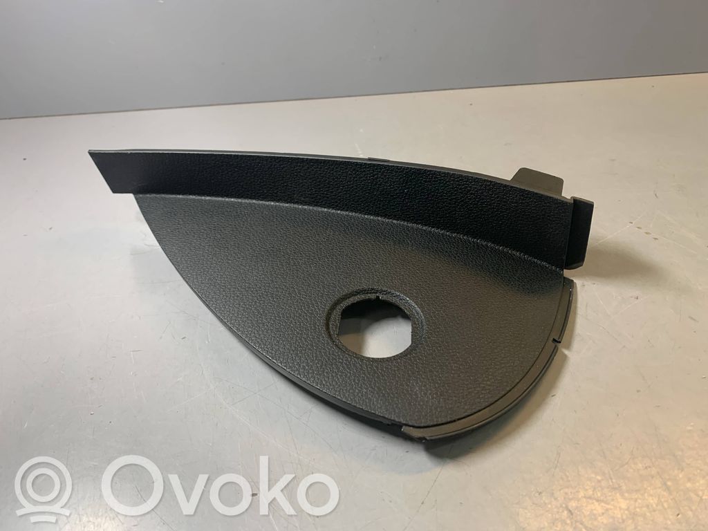 BMW 1 E81 E87 Dashboard side end trim 