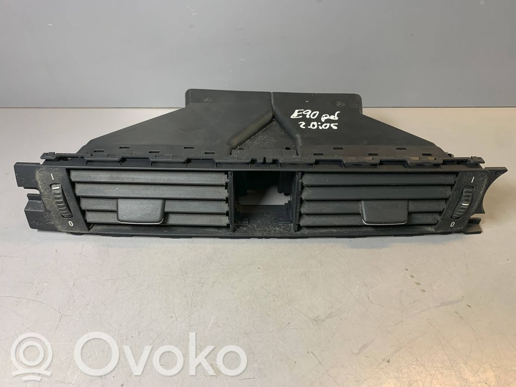 BMW 3 E90 E91 Dash center air vent grill 