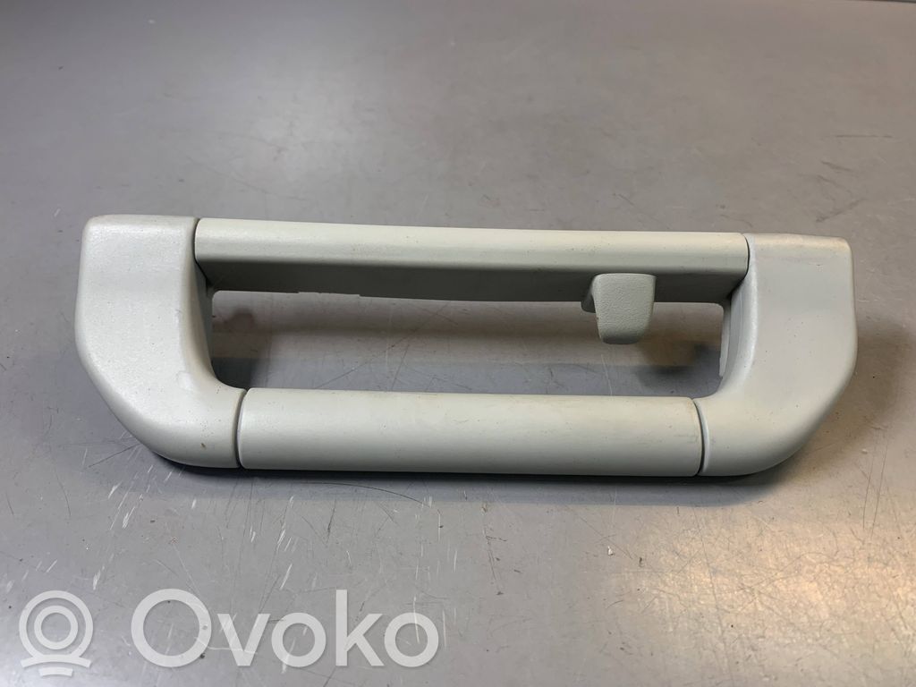 BMW 7 E38 Rankenėlė priekinė 