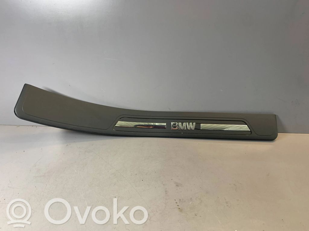 BMW 7 E38 Galinio slenksčio apdaila (vidinė) 
