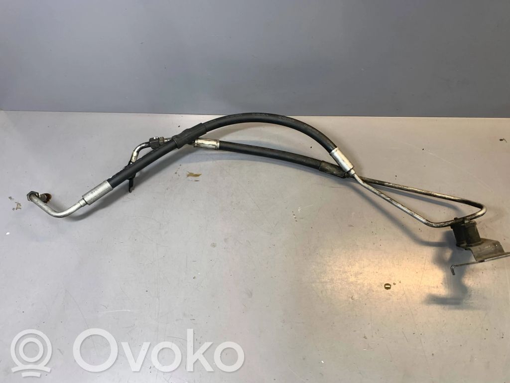 BMW 5 E60 E61 Ohjaustehostimen letkusto 