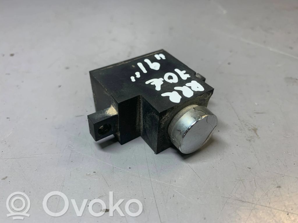 BMW 7 E65 E66 Electric window control switch 