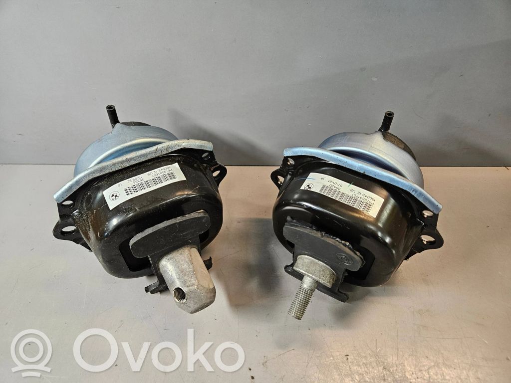 BMW X5 E70 Engine mount bracket 