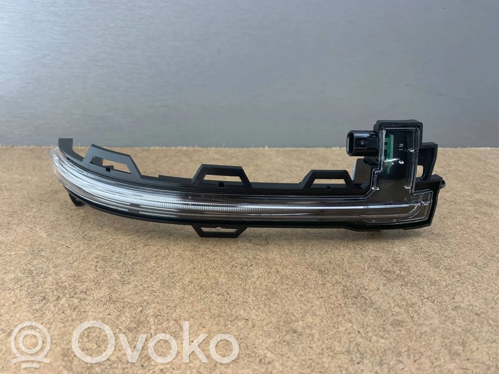 BMW X3 F25 Kierunkowskaz na lusterko boczne 