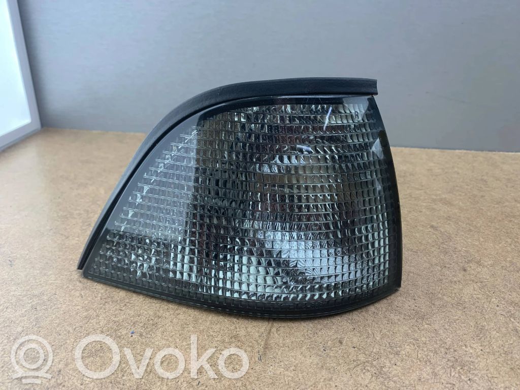 Front indicator light   9403094,82199403094,8353282,63138353282