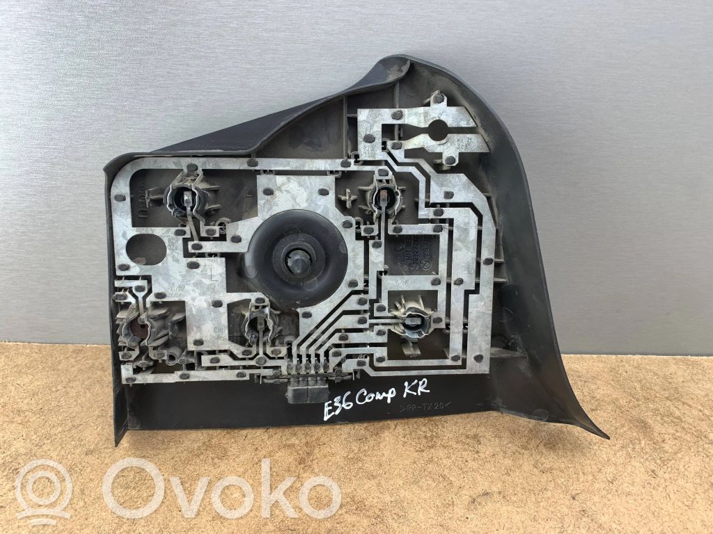 BMW 3 E36 Takavalon polttimon suojan pidike 