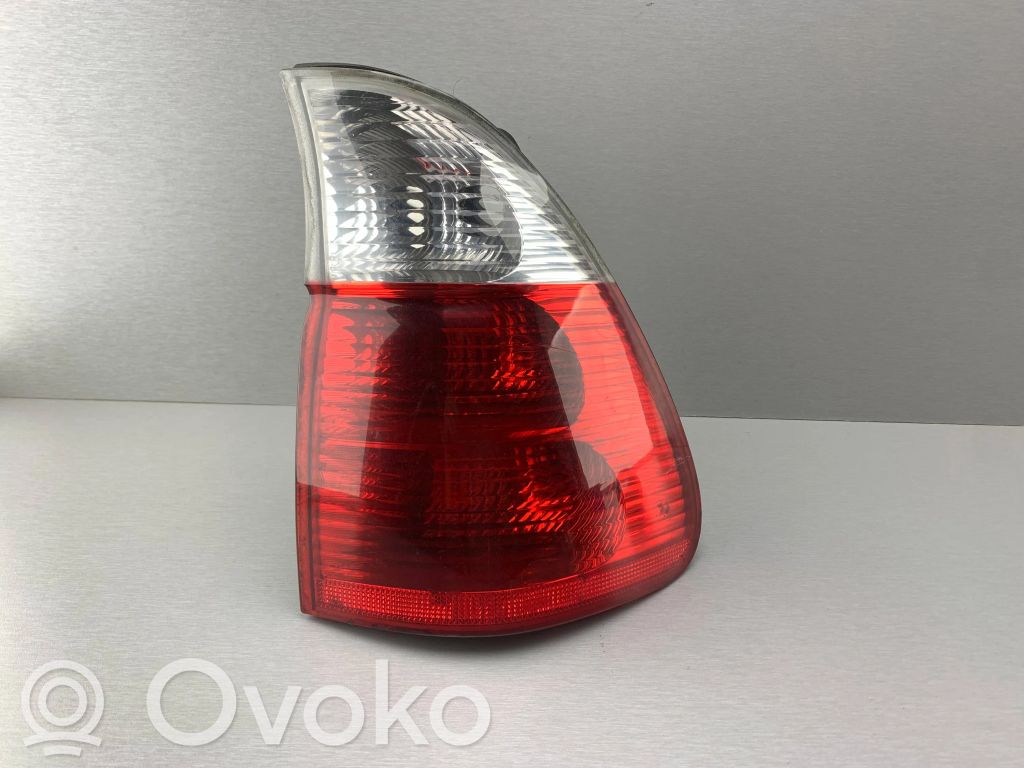 BMW X5 E53 Aizmugurējais lukturis virsbūvē 