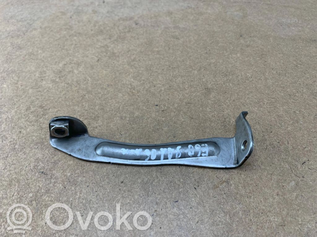 BMW 5 E60 E61 Muffler mount bracket/holder 