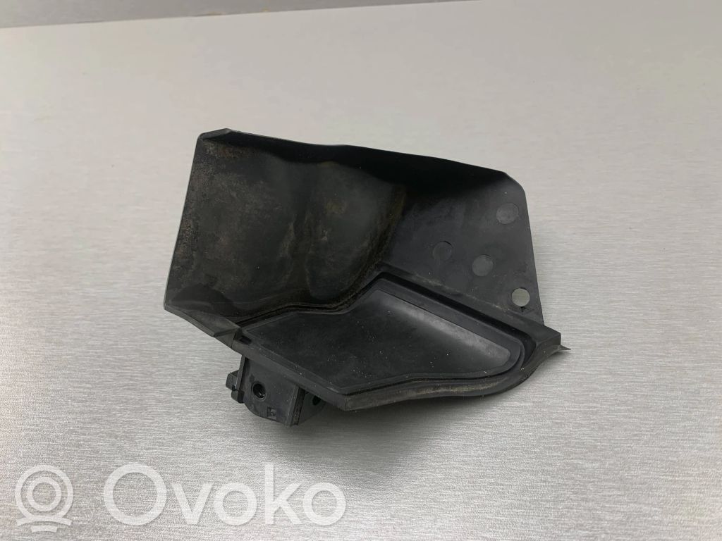 Lietaus latakas   6940856,64316940856
