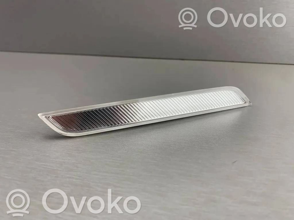 Front reflector   7187088,63147187088