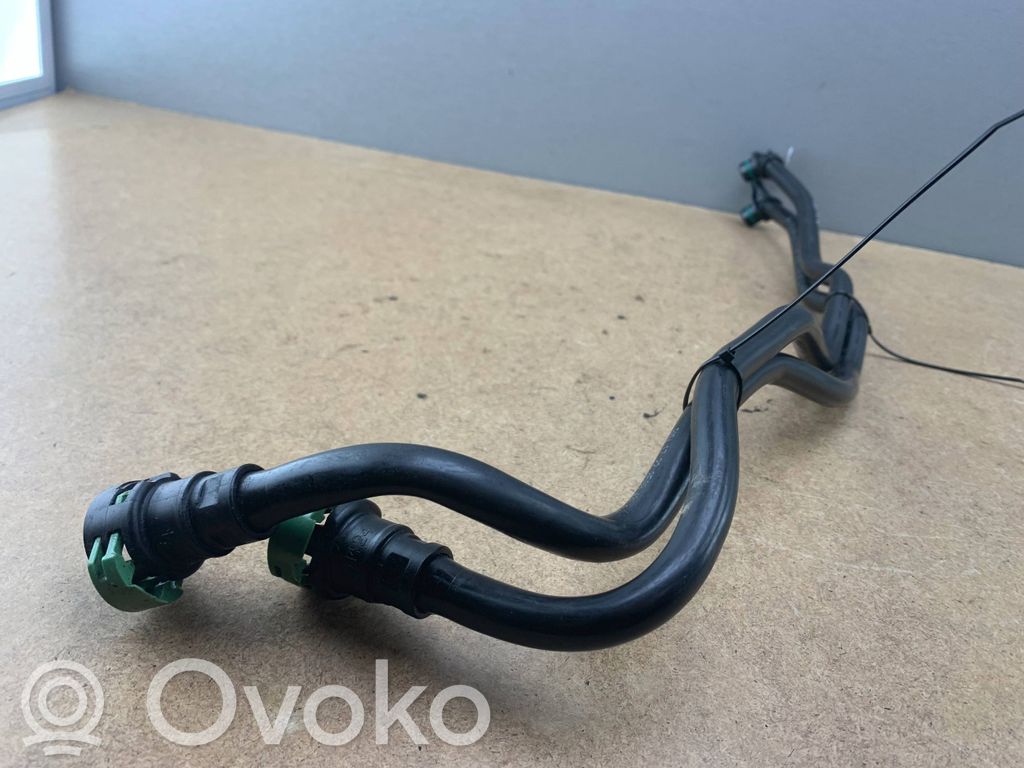 BMW 7 F01 F02 F03 F04 Gearbox oil cooler pipe/hose 