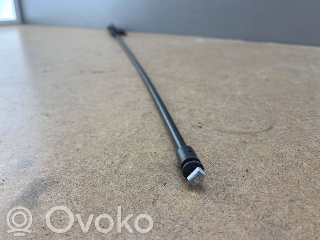 Engine bonnet/hood lock release cable   8240608,51238240608