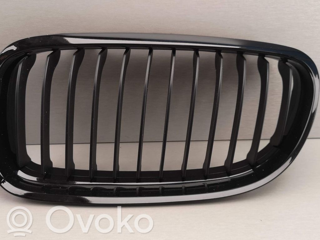 Front bumper upper radiator grill   51137201967,7201967,51137201969,2146911,51712146911,7201969