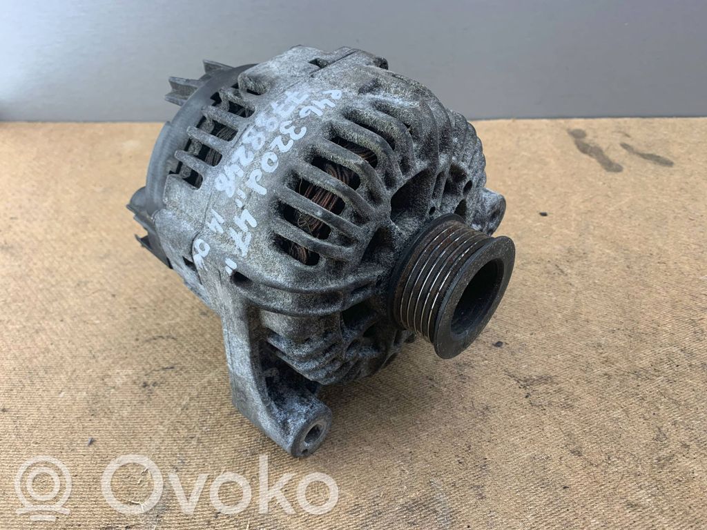 BMW 3 E46 Ģenerators 