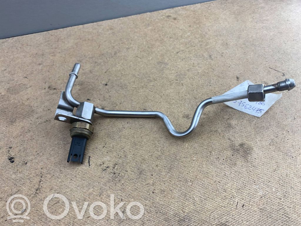 BMW 3 E90 E91 Fuel injector supply line/pipe 