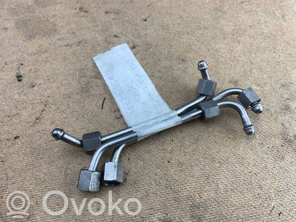 BMW 3 E90 E91 Fuel injector supply line/pipe 