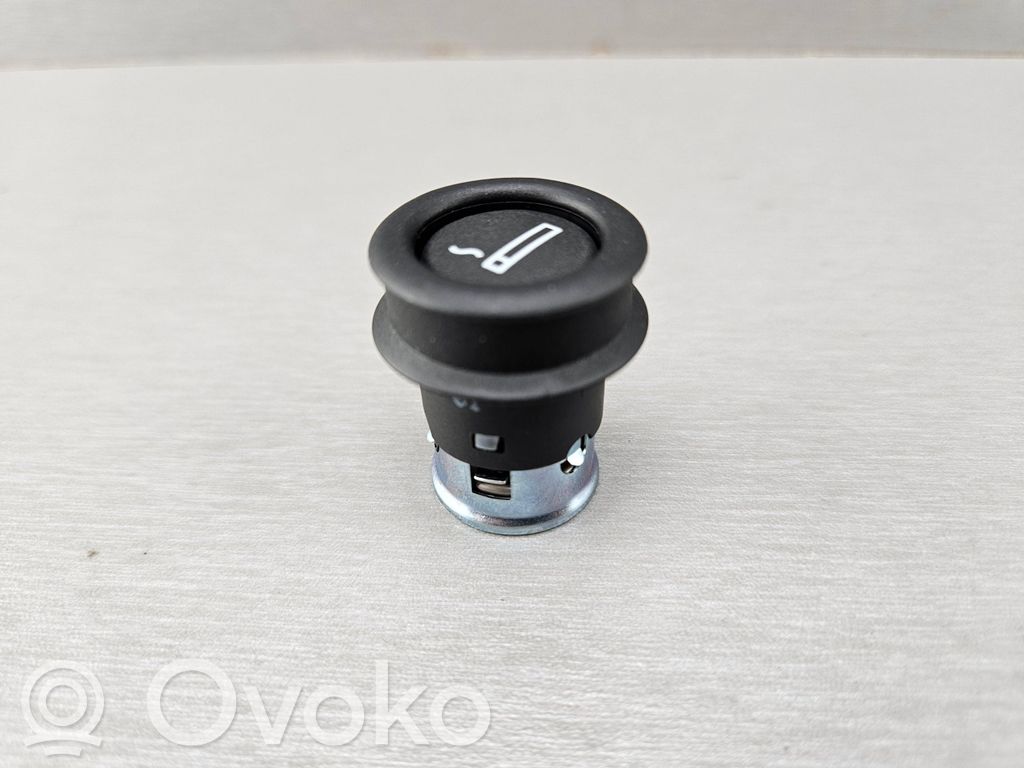 Cigarette lighter front   9308246,61349308246