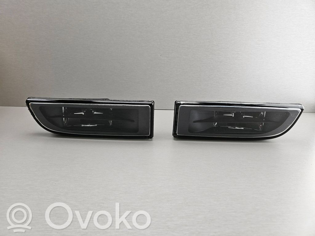 BMW 7 E38 Etusumuvalo 