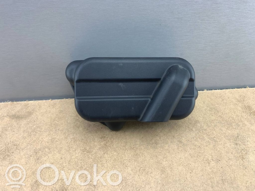 BMW 5 E60 E61 Other engine bay part 