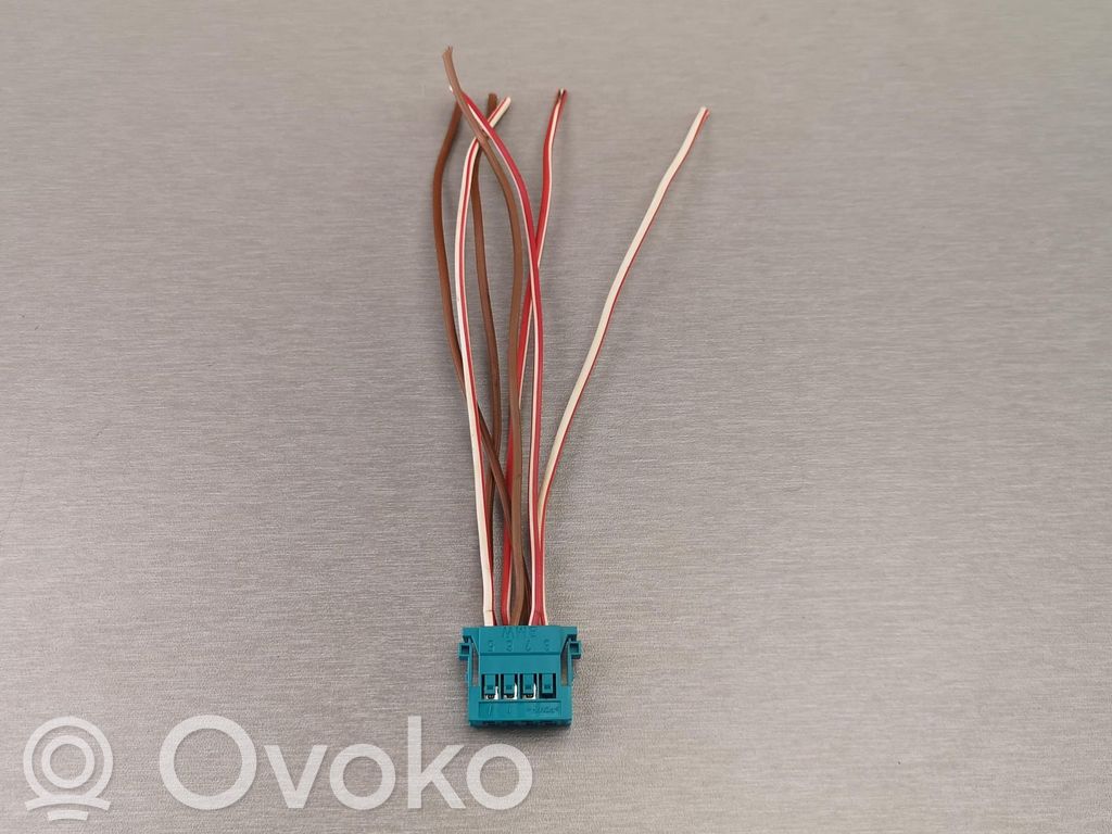 BMW 5 E60 E61 Tail light bulb cover holder 