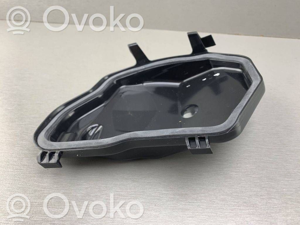 BMW 5 E60 E61 Headlight/headlamp dust cover 