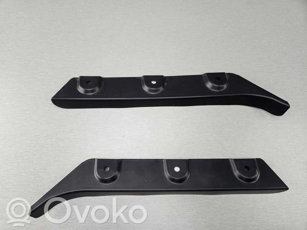 BMW X5 E70 Front splash guards bracket 