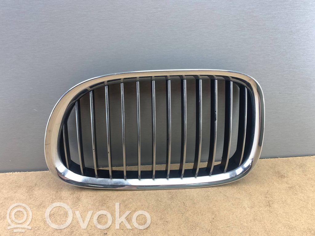 BMW 7 F01 F02 F03 F04 Maskownica / Grill / Atrapa górna chłodnicy 