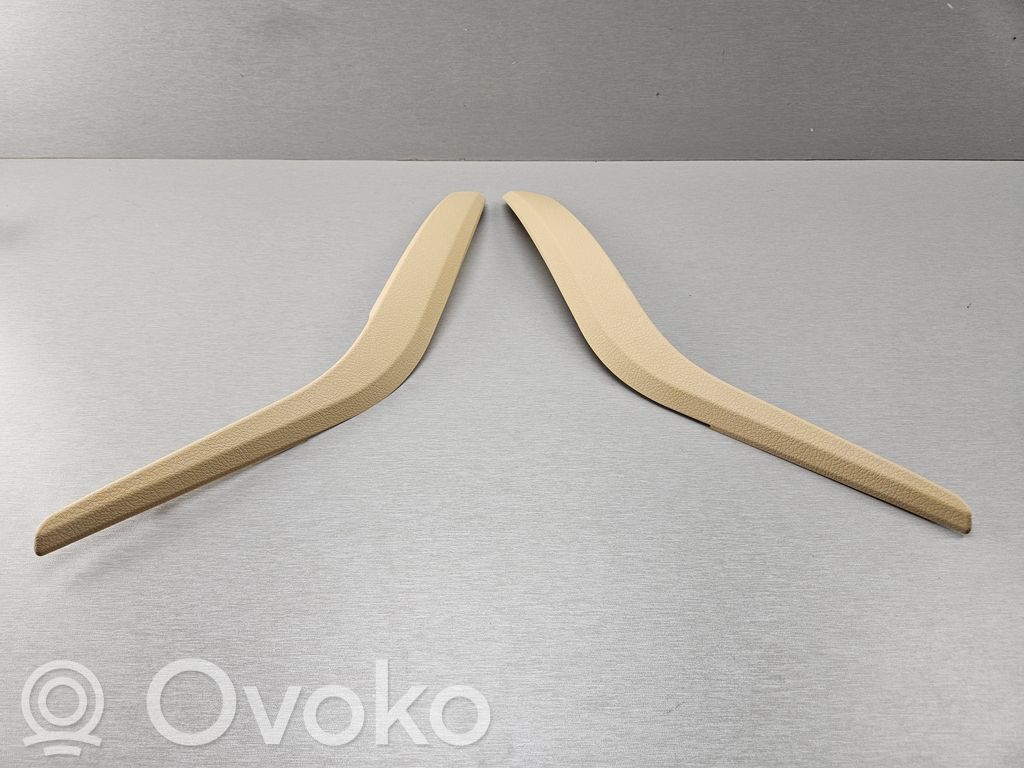 BMW X1 E84 Rivestimento della maniglia interna per portiera anteriore 