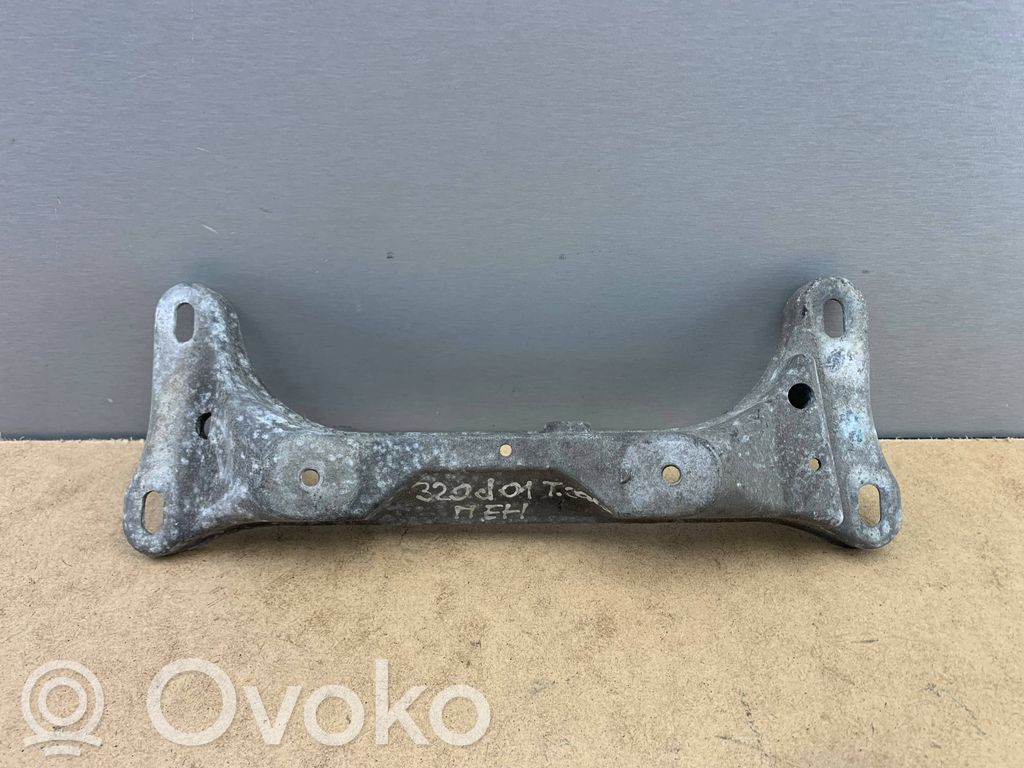 BMW 3 E46 Gearbox mounting bracket 