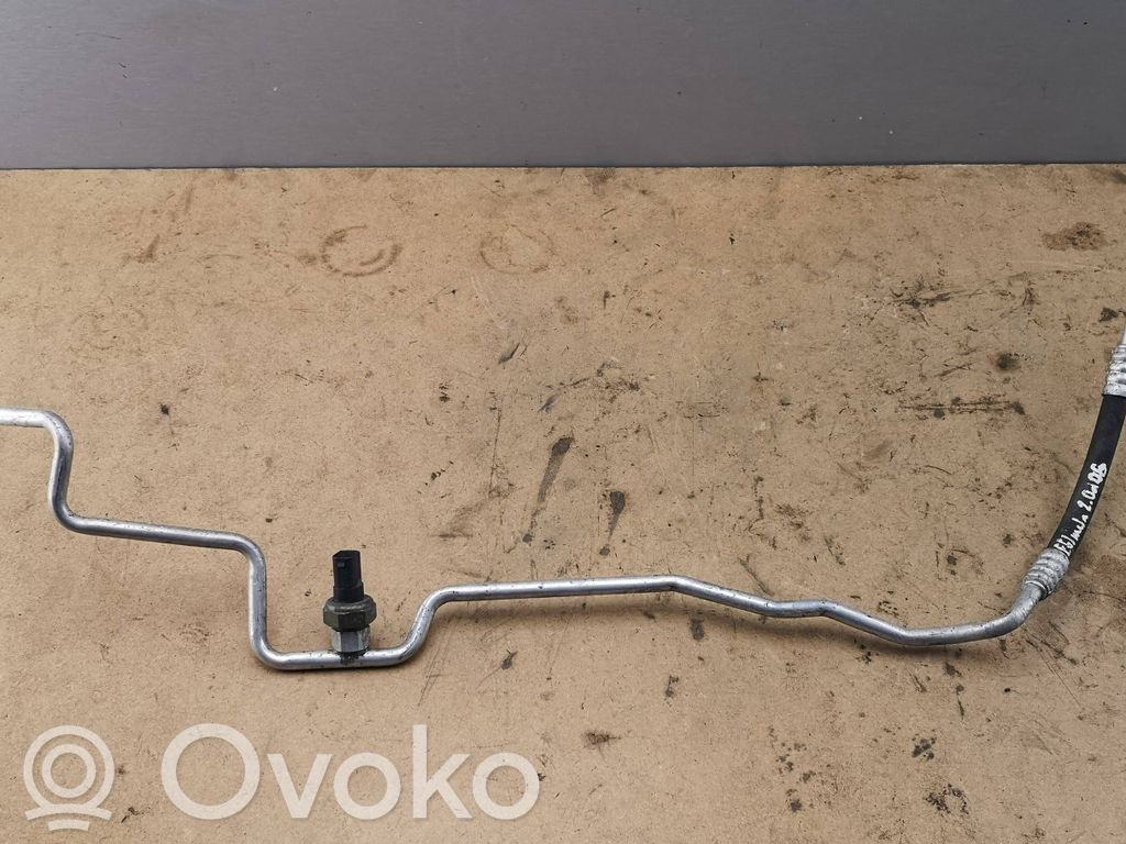 BMW 5 E60 E61 Air conditioning (A/C) pipe/hose 